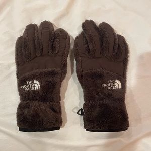 North face gloves
